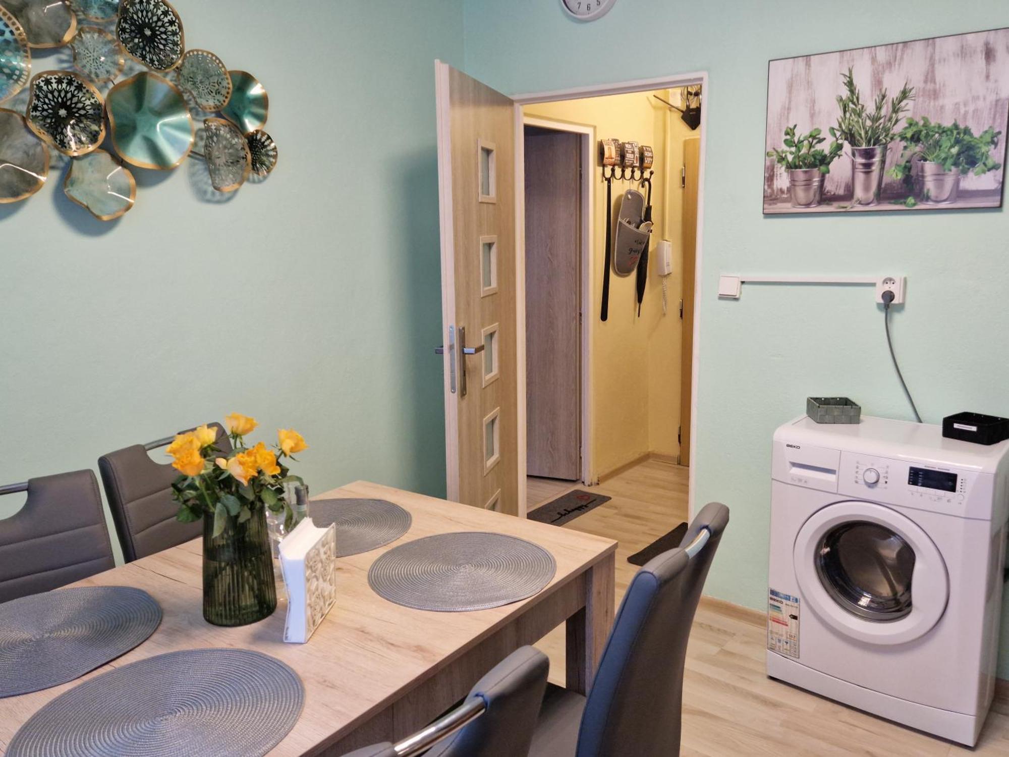 Veludo Apartments Centrum Free Parking 班斯卡-比斯特里察 外观 照片