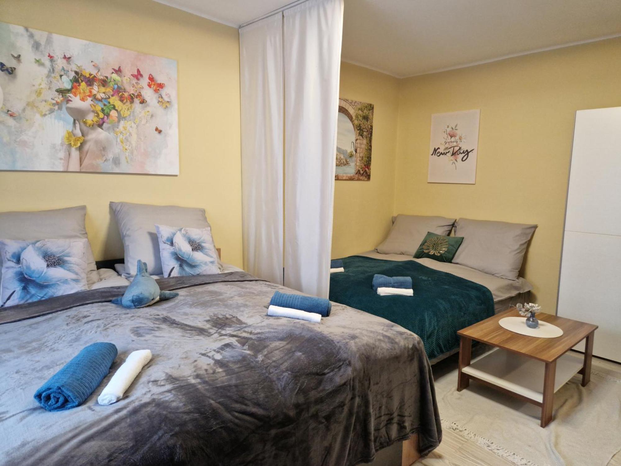 Veludo Apartments Centrum Free Parking 班斯卡-比斯特里察 外观 照片